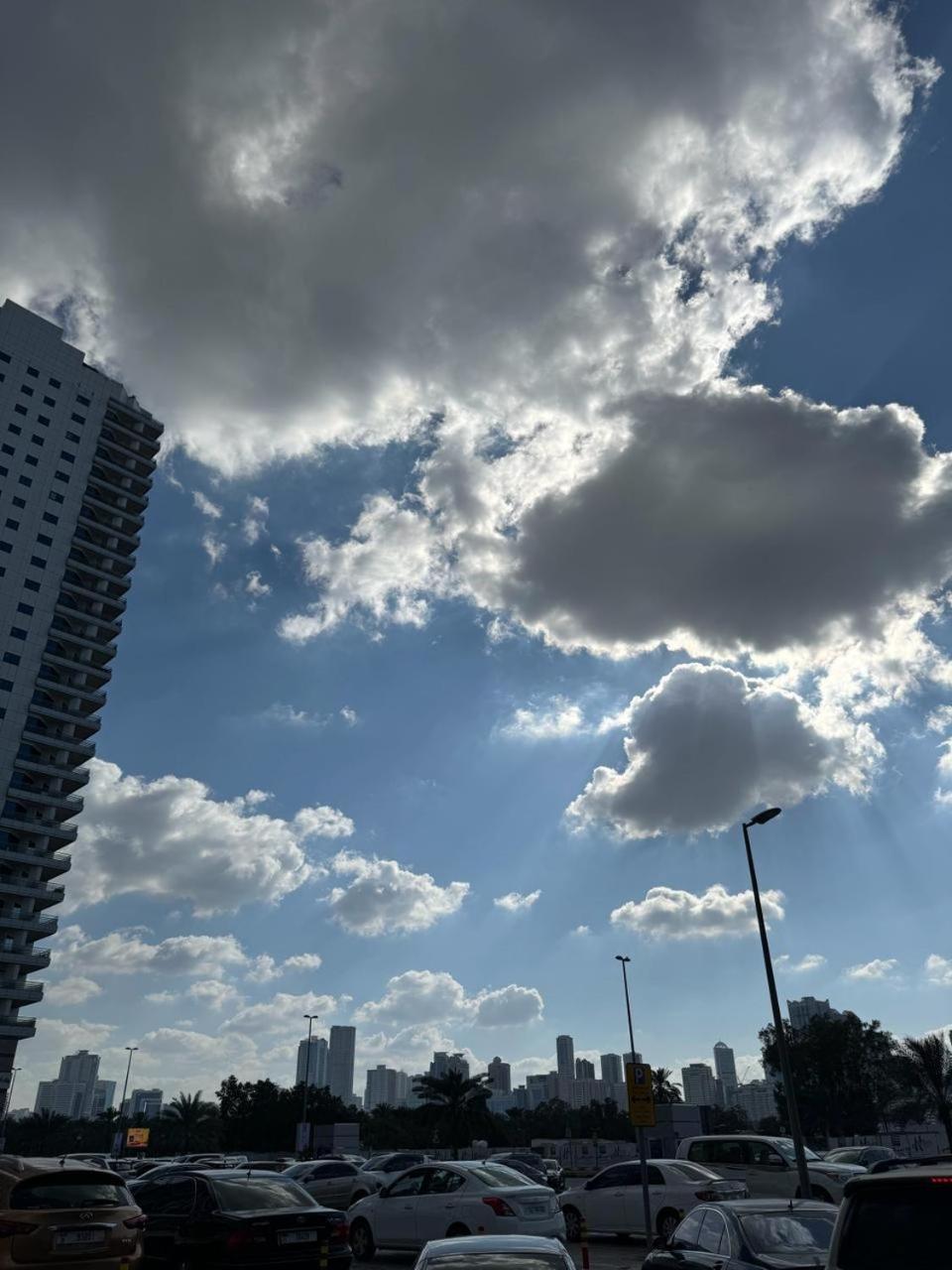 Provis Apartment Sharjah Ngoại thất bức ảnh